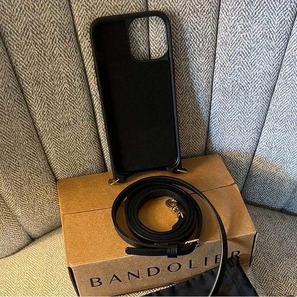 Bandolier Emma Crossbody iPhone 13 Pro Max + Minimal Pouch. Black/Gold. - Picture 2 of 11